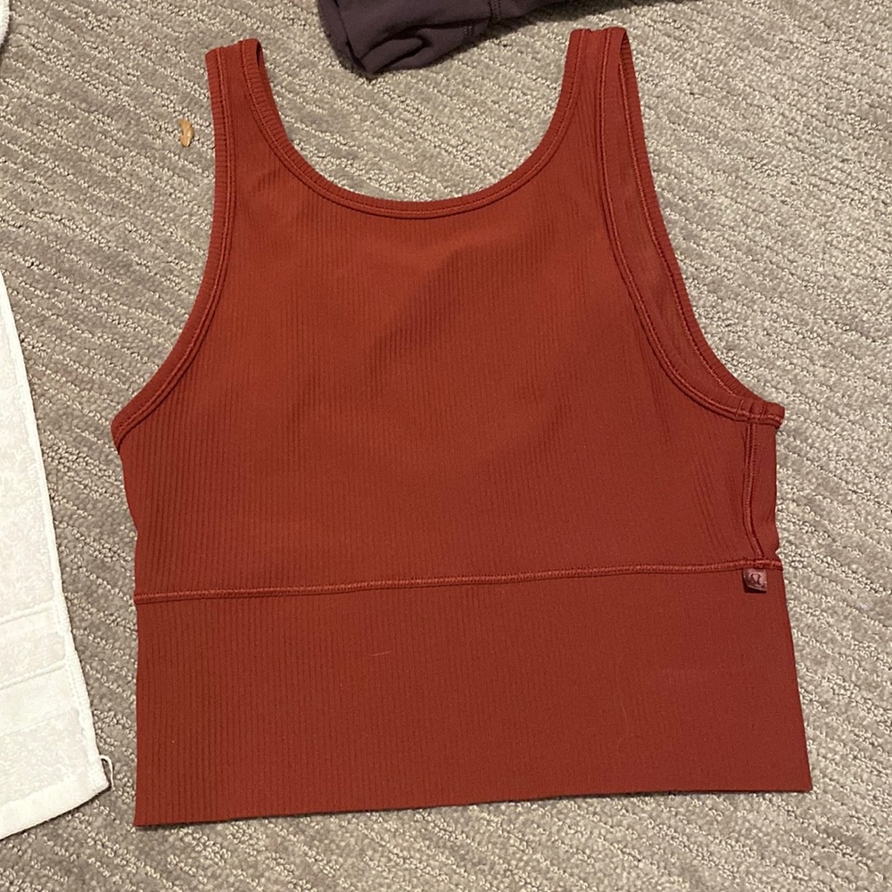 Power pivot ribbed tank